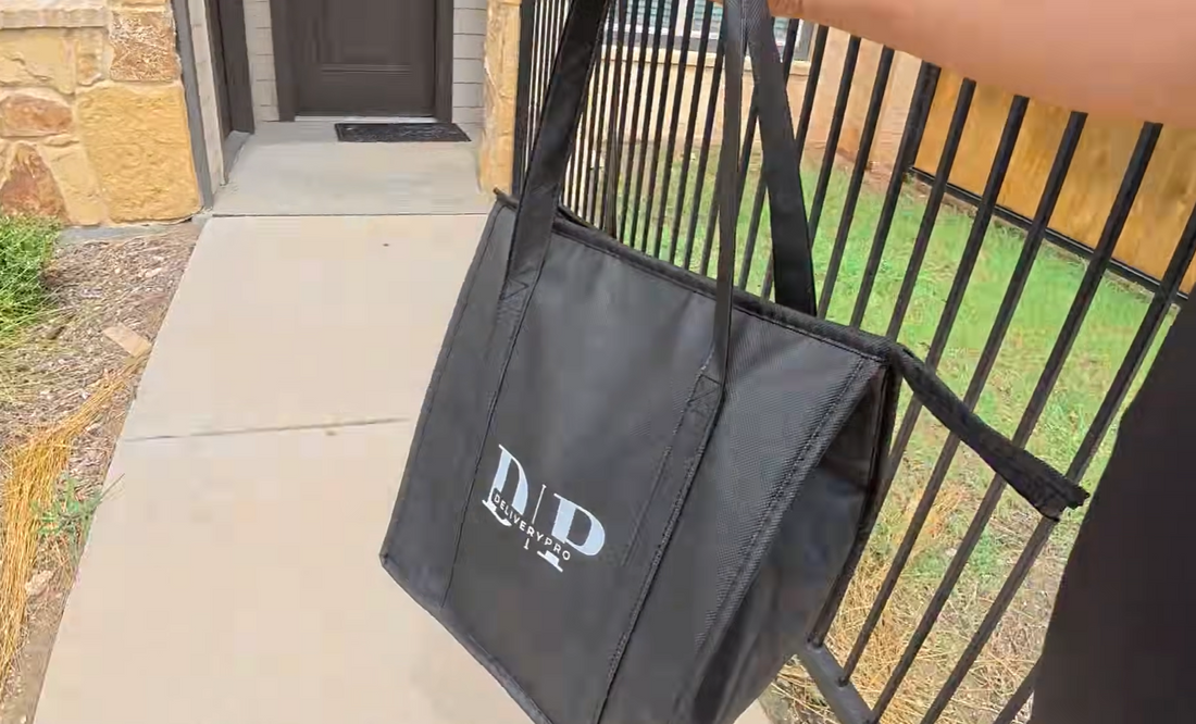 The DeliveryPro Insulated Bag for Food Delivery in ACTION!